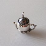 Edit_silver_teapots_0001_silver teapots 006